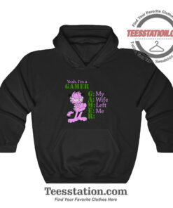 Garfield Yeah I'm A Gamer Funny Hoodie